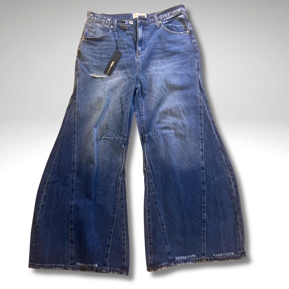 Wide-Leg Blue Jeans